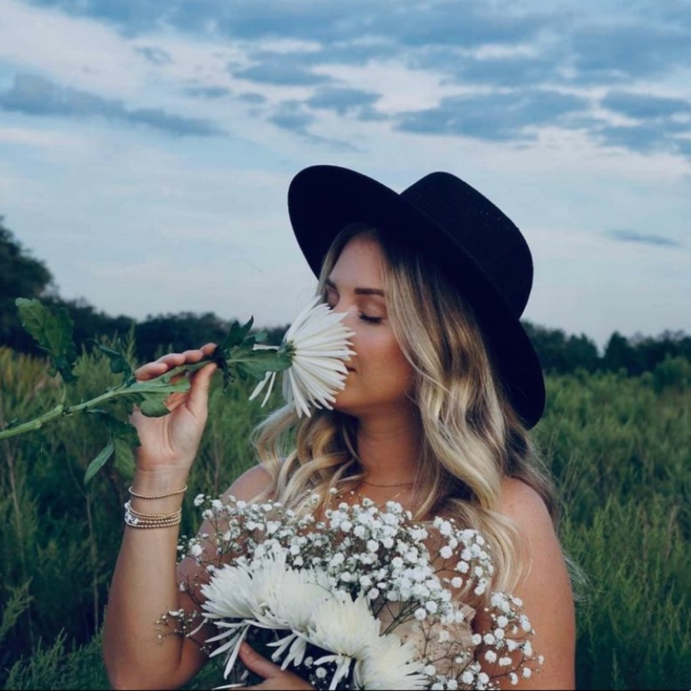 Meet your girl, Kelsey